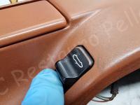 Porsche Boxster S 987 – Restauro completo dell’interno (pelle e plastiche) - I dettagli che fanno la differenza: il pulsante sporco di vernice che ho trovato... (PRIMA)