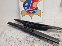 Porsche Boxster S 987 – Restauro completo dell’interno (pelle e plastiche) - I battitacco. (PRIMA)