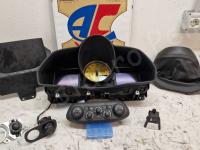 Ferrari 458 Italia Speciale – Restauro delle plastiche appiccicose >>>>>>>>>>>>>> - Panoramica delle plastiche. (PRIMA)