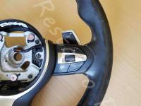 BMW serie 3 M-sport (F30) - anno 2014 - Rivestimento volante in vera pelle - Dettaglio impugnatura destra. (PRIMA)