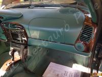 Porsche 911 Carrera 4 (996) - anno 1999 - Restauro completo dell’interno in pelle e della radica - Panoramica della plancia lato passeggero. (PRIMA)