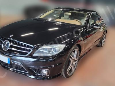 Mercedes CL63 AMG – Lavaggio e igienizzazione di tutto l'abitacolo e restauro pulsanti appiccicosi