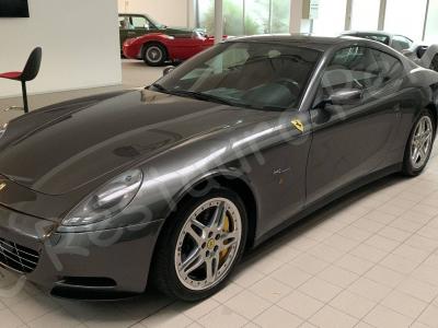 Ferrari 612 Scaglietti – Restauro delle plastiche appiccicose >>>>>>>>>>