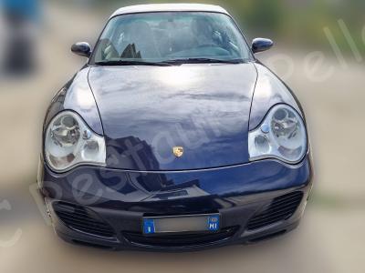 Porsche 911 (996) Carrera 4S - Restauro plastiche e pulizia interno >>>