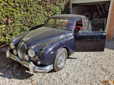 Jaguar MK2 3.4 - anno 1967 - Restauro conservativo completo dell'interno in pelle