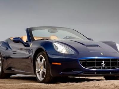 Ferrari California – Restauro delle plastiche appiccicose