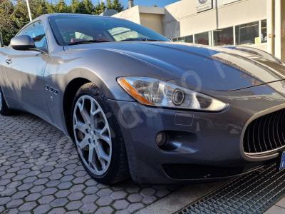 Maserati Granturismo – Restauro completo delle plastiche appiccicose