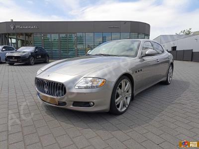 Maserati Quattroporte S – Restauro completo delle plastiche appiccicose