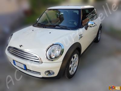 Mini Cooper One  - anno 2008 - Restauro sedili misto tessuto-pelle >>>